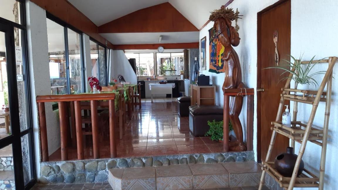 הנגה רואה Cabanas & Hostal Tojika מראה חיצוני תמונה