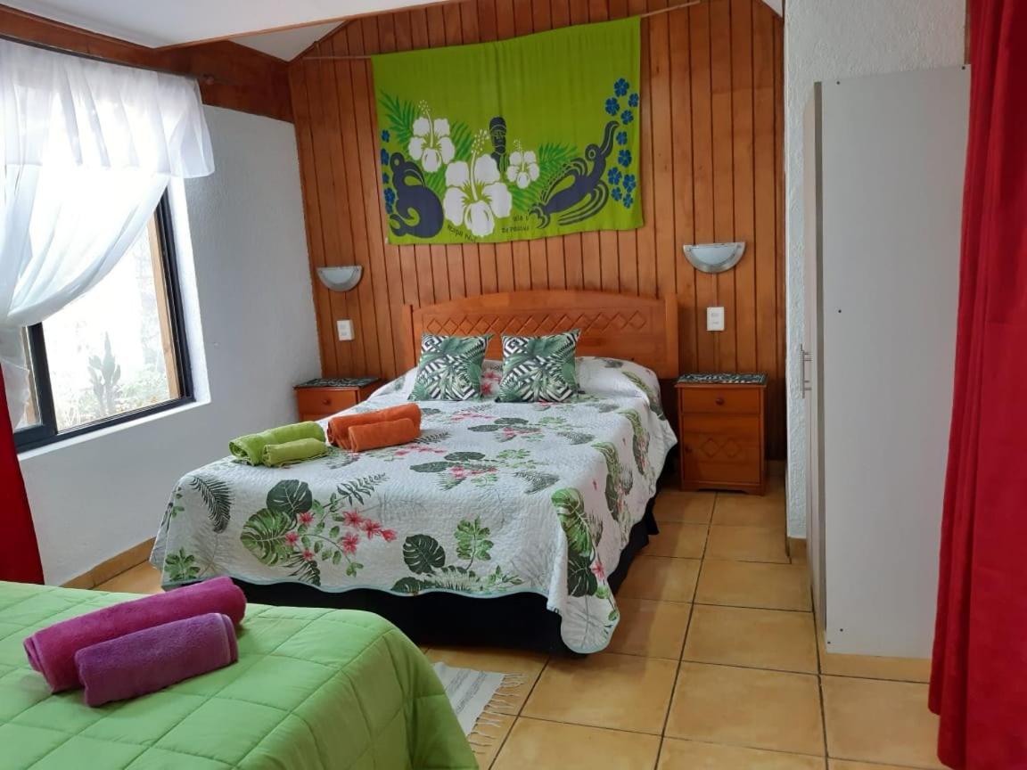 הנגה רואה Cabanas & Hostal Tojika חדר תמונה